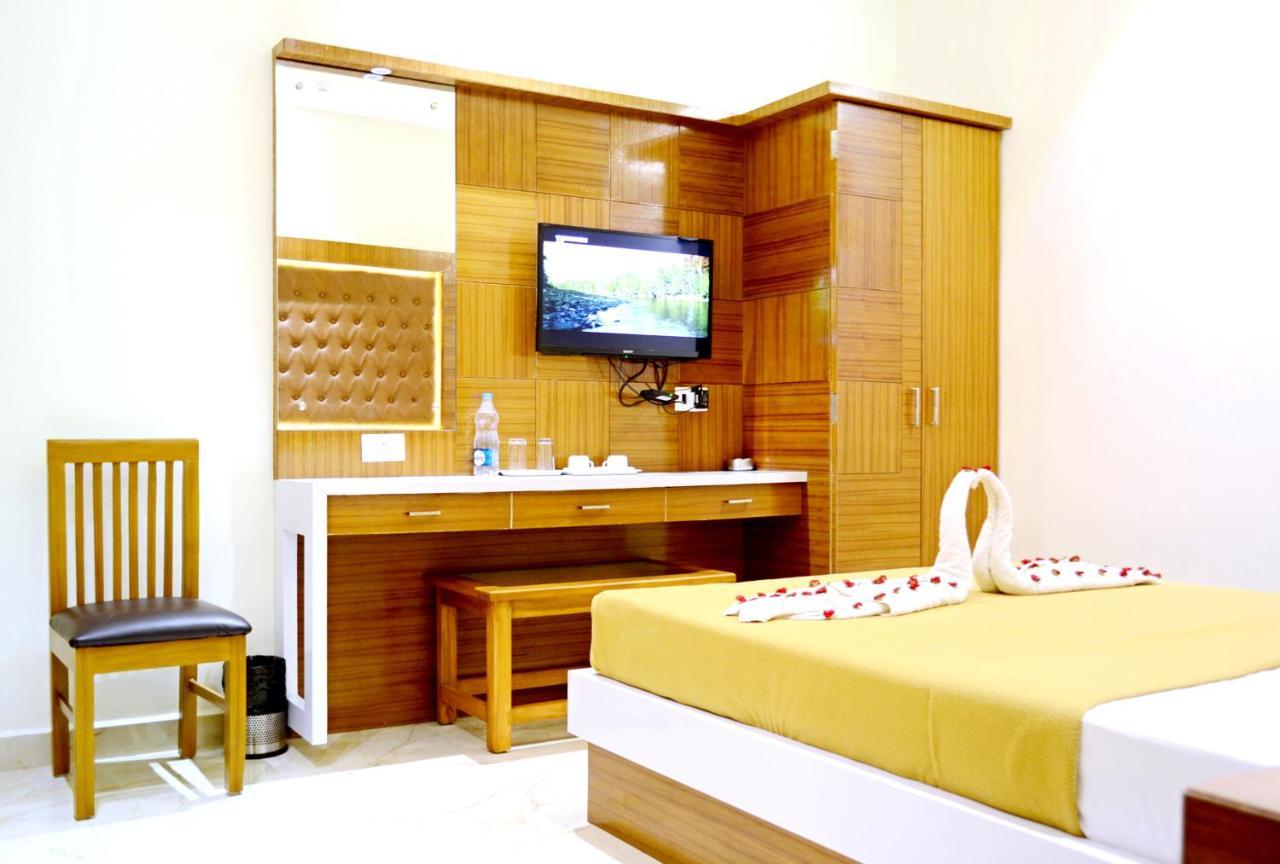 Hotel TR Residency Pondicherry Exterior foto